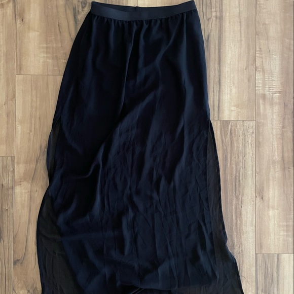 Black mini skirt with maxi overlay dual side slits - Picture 1 of 1